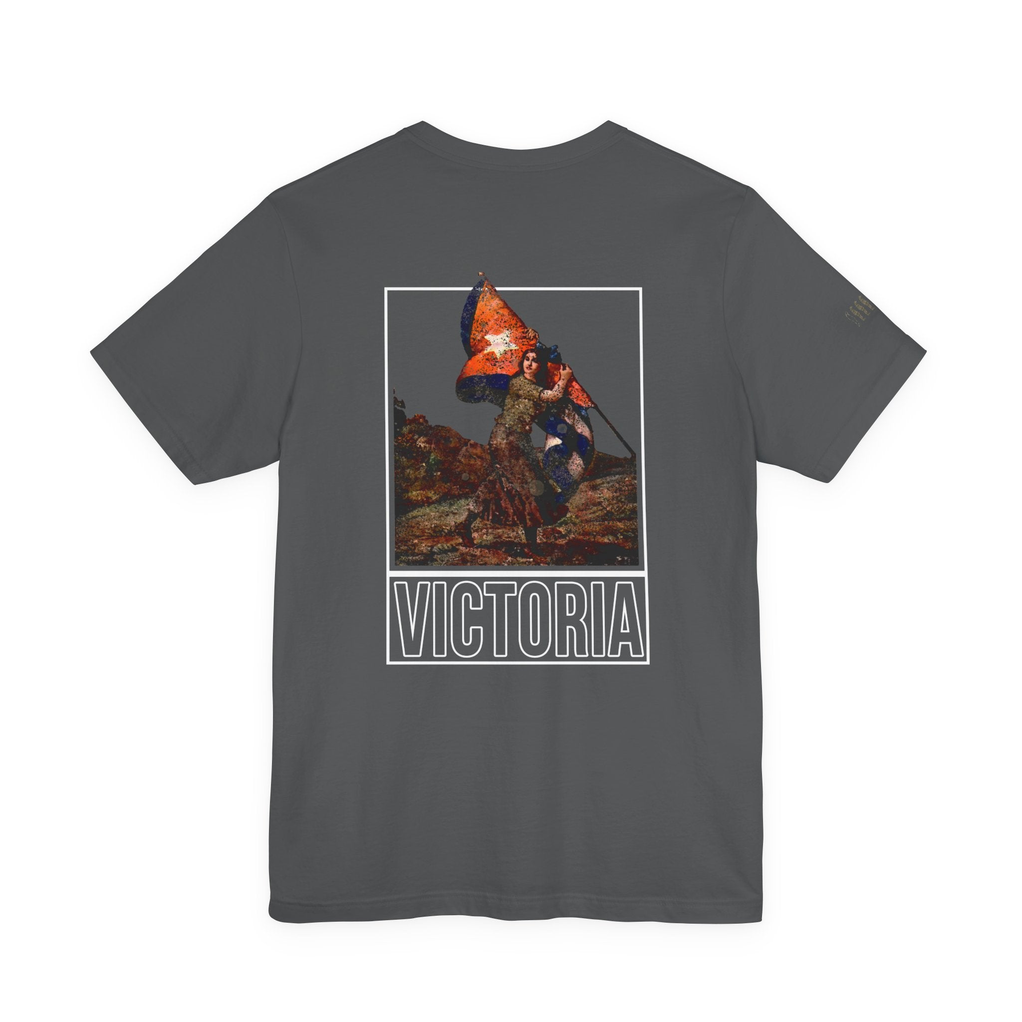 Victoria – Tee