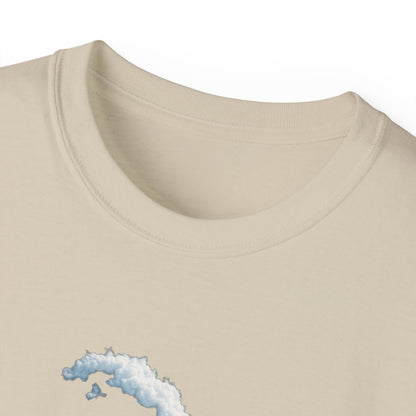 “La Isla Suspendida” – Edición Nubes T-Shirt