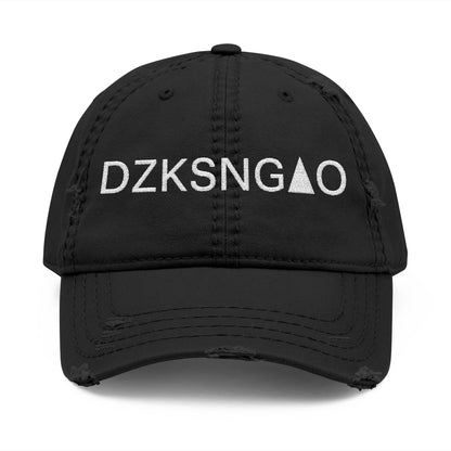 “DZKSNGAO” – Código de Rebeldía Distressed Dad Hat