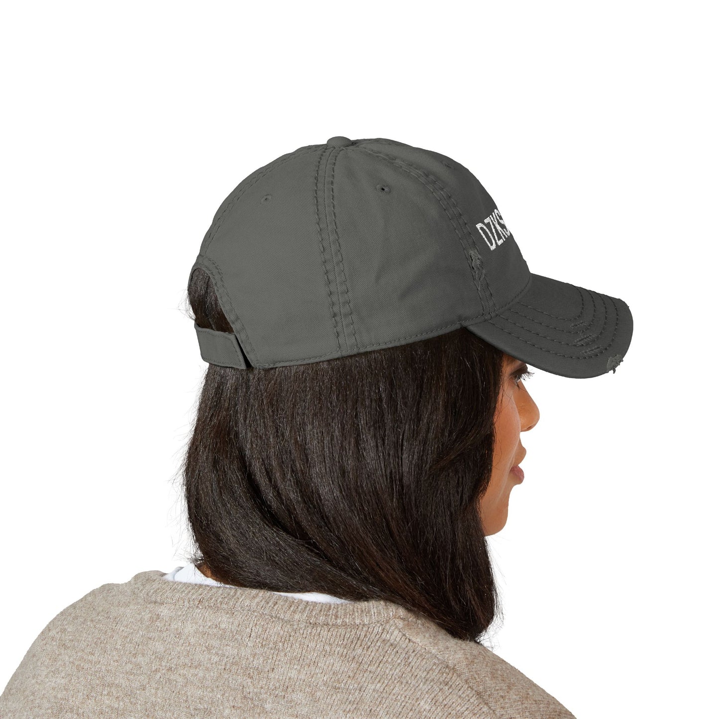 “DZKSNGAO” – Código de Rebeldía Distressed Dad Hat